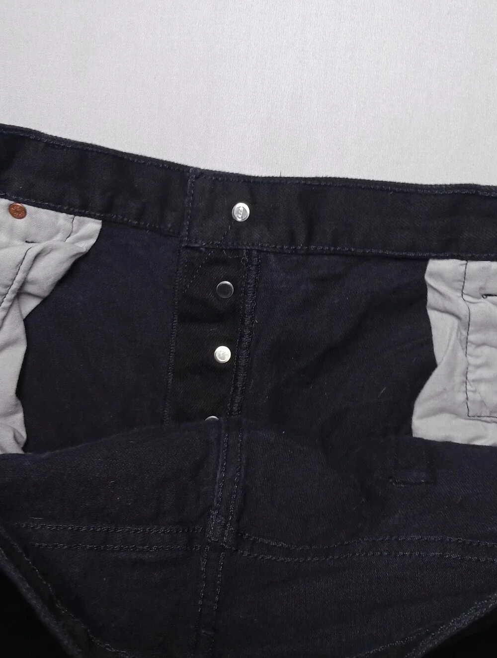 Levi's 501 Mens Original Fit Button Fly Jeans 44X30 Black Wash Stretch Denim